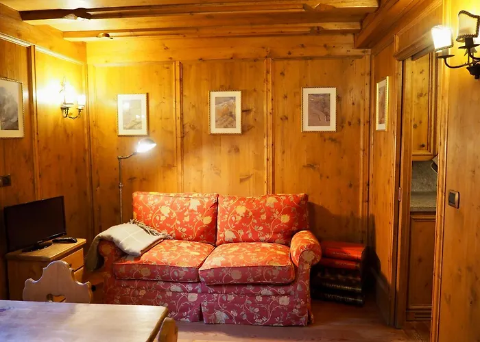 Cozy Nest Apartment Courmayeur